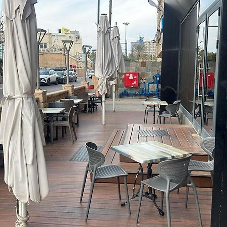 Margoa Hotel Нетания Екстериор снимка