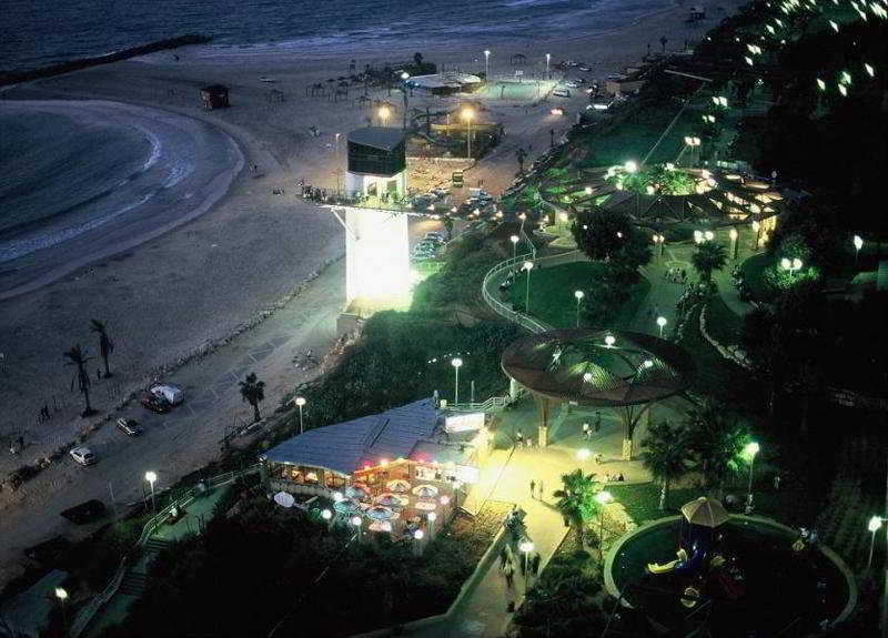 Margoa Hotel Нетания Екстериор снимка