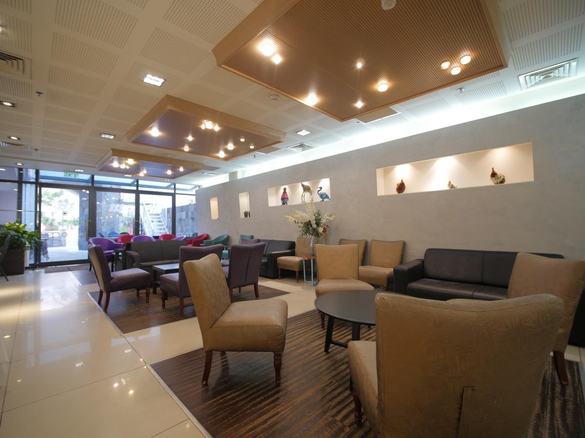 Margoa Hotel Нетания Екстериор снимка