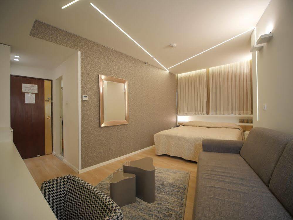 Margoa Hotel Нетания Екстериор снимка